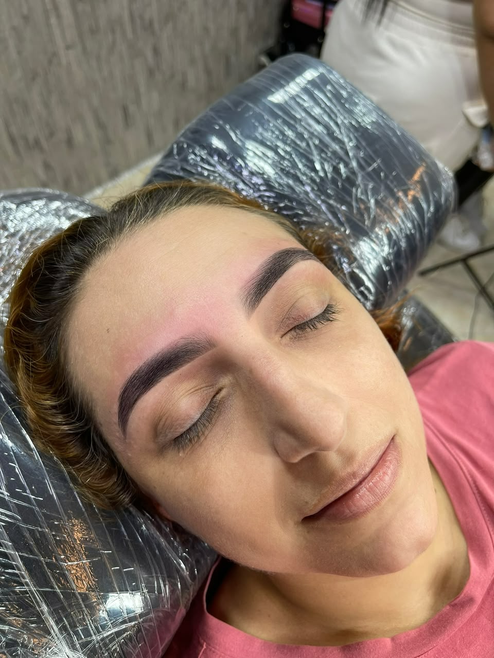 Resultado real de diseño de cejas 6 - Beauty Studio by Aleja Giraldo