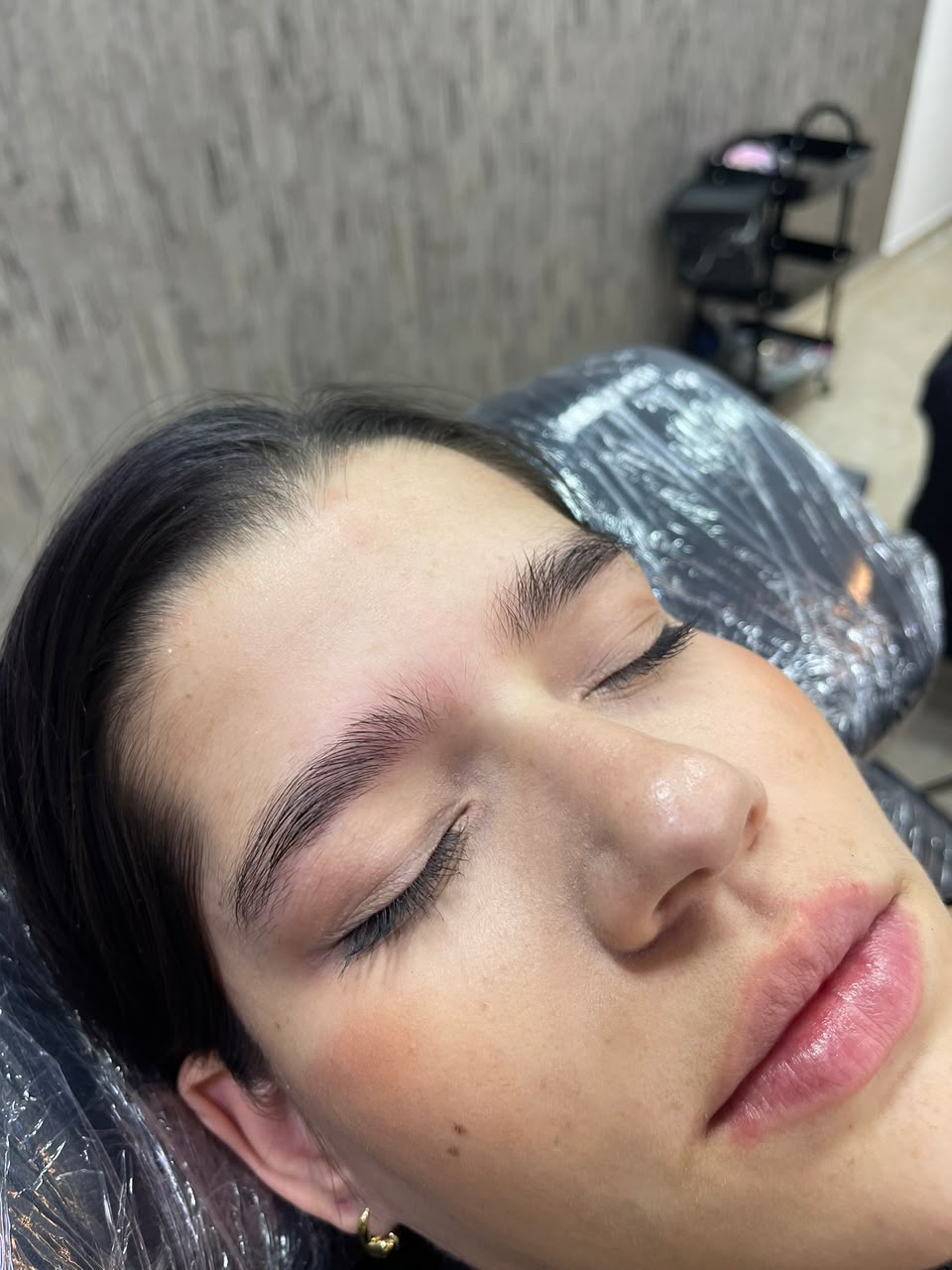 Resultado real de diseño de cejas 3 - Beauty Studio by Aleja Giraldo